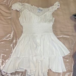 Princess Polly S/4 cream romper! So cute!